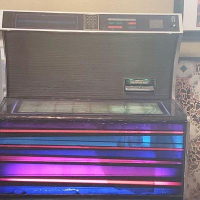 1972 Seeburg Juke Box $300 Works Great has 50 records or More 