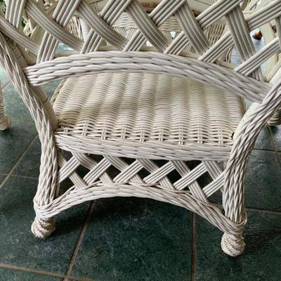 Natural Wicker Table Dining Set with 4 Chairs