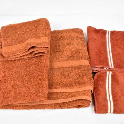 Orange Towels: 2 Washcloths, 2 Hand Towel, 1 Bath Towel