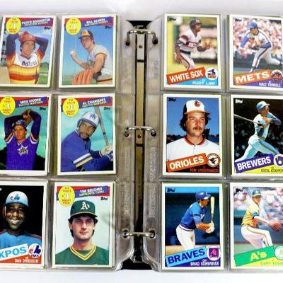 1985 TOPPS BASEBALL CARDS COLLECTIONIN VINTAGE ALBUM