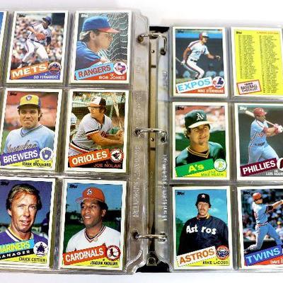 1985 TOPPS BASEBALL CARDS COLLECTIONIN VINTAGE ALBUM