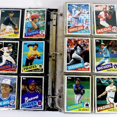 1985 TOPPS BASEBALL CARDS COLLECTIONIN VINTAGE ALBUM