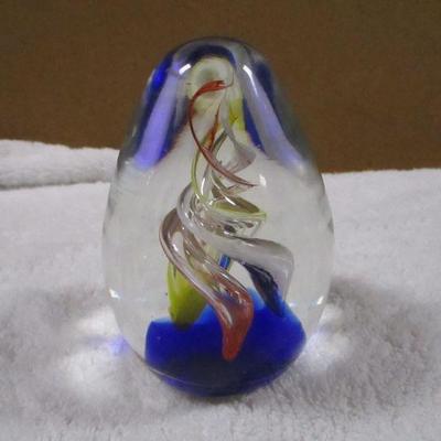 Lot 35 - Art Glass Paperweight
