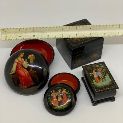 Trinket boxes