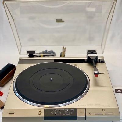 Pioneer PL-L800 Turntable