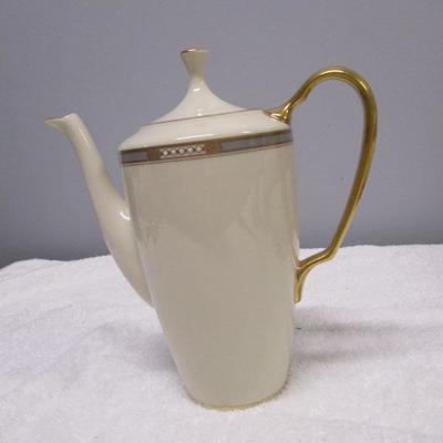 Lot 84 - Lenox Coffee Pot