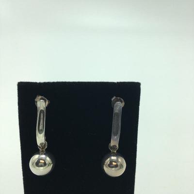 Lot 4 - Five Pairs of Drop Earrings