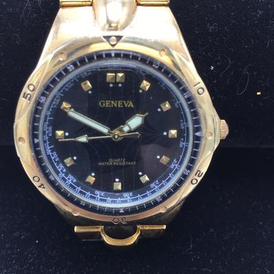 Lot 10 - Bulova & Geneva Watches