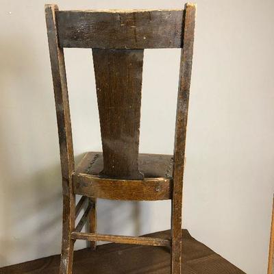Lot #153 Oak T Back Chair
