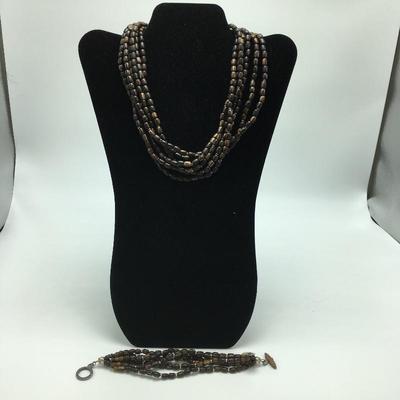 Lot 26 -Palm Wood Necklace & Bracelet 