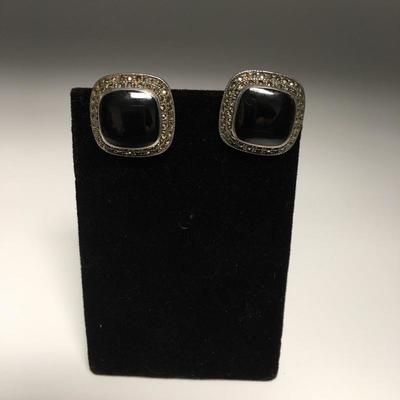 Lot 29 - Sterling Onyx Bracelet & Earrings 