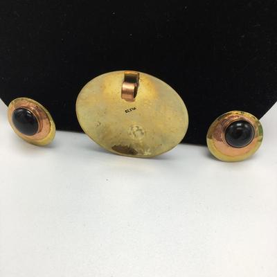 Lot 31 - Gold Colored Costume Jewelry 