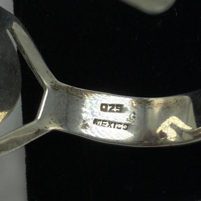 Lot 40 - Necklace, Earrings & Sterling Bracelet