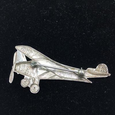 Lot 41 - Five Broaches 