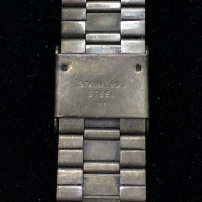 Lot 42 - Two Watches - Movado 