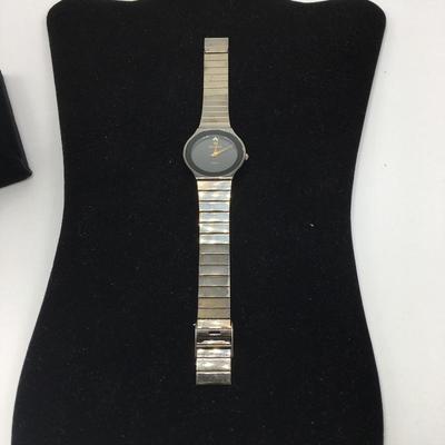 Lot 42 - Two Watches - Movado 