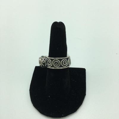 Lot 43 -  Sterling Silpada Rings 