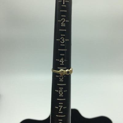 Lot 52 - Gold Rings, Pendants & Pins