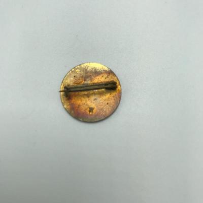 Lot 80 - Vintage Girl Scout Pin