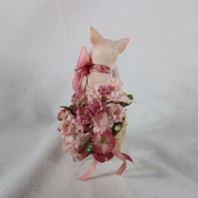 Dainty Little Pig