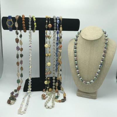 Lot 84 - Stone, Porcelain, Beads and More!