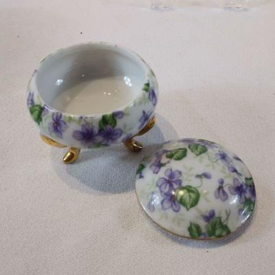 Violet's Anyone?