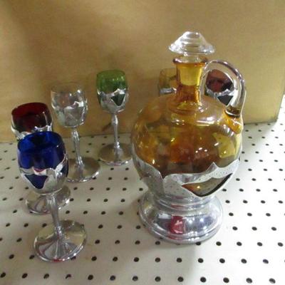 Lot 102 - Liqueur Decanter With 6 Cordial Glasses 