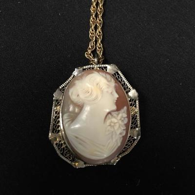 Lot 97 - Pair of Cameos and 14k Chain