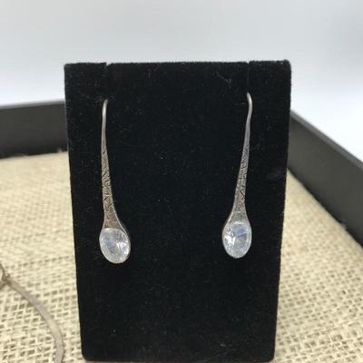 Lot 98 - Five Silpada Sterling Earring Pairs