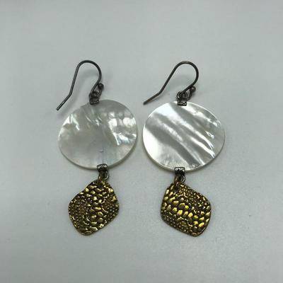 Lot 98 - Five Silpada Sterling Earring Pairs
