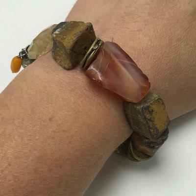 Lot 102 - Heat Wave Stretch Bracelet and Moroccan Sunset Necklace