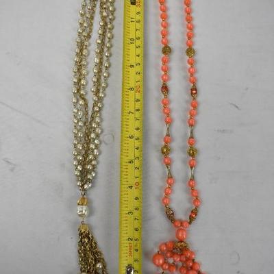 2 Vintage Costume Jewelry Necklaces, Beaded. Gold Toned/Pearl & Gold Toned/Coral