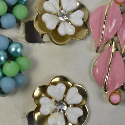 4 pairs Vintage Clip On Earrings: Blue/Green, Pink, White, Pink/Gold