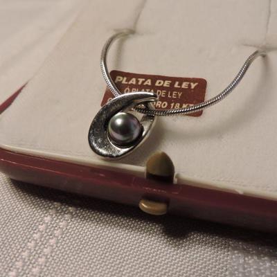 Sterling Silver Majorica Slide Necklace and matching Ring