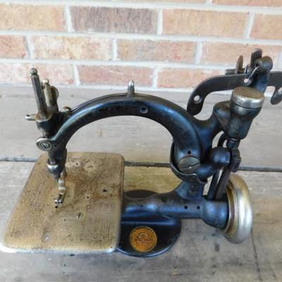 Antique Wilcox & Gibbs Hand Crank Sewing Machine Circa 1894