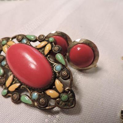 Collection of Vintage Costume Jewelry