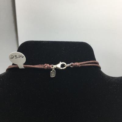 Lot 127 - Abalone Shell Necklace & Sterling Howlite