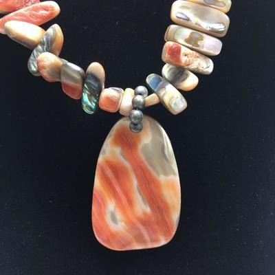 Lot 127 - Abalone Shell Necklace & Sterling Howlite