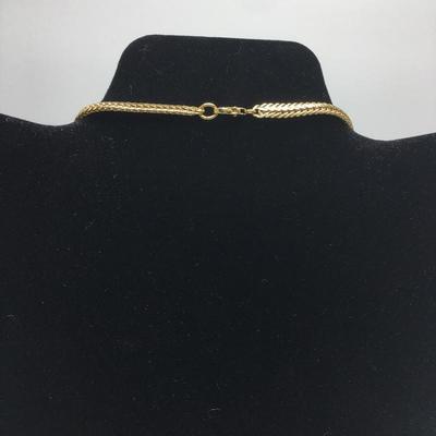 Lot 136 - Fashion Necklace & Earrings 