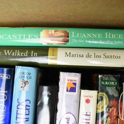 20 Hardcover Fiction Books, Authors Blume -to- Santos