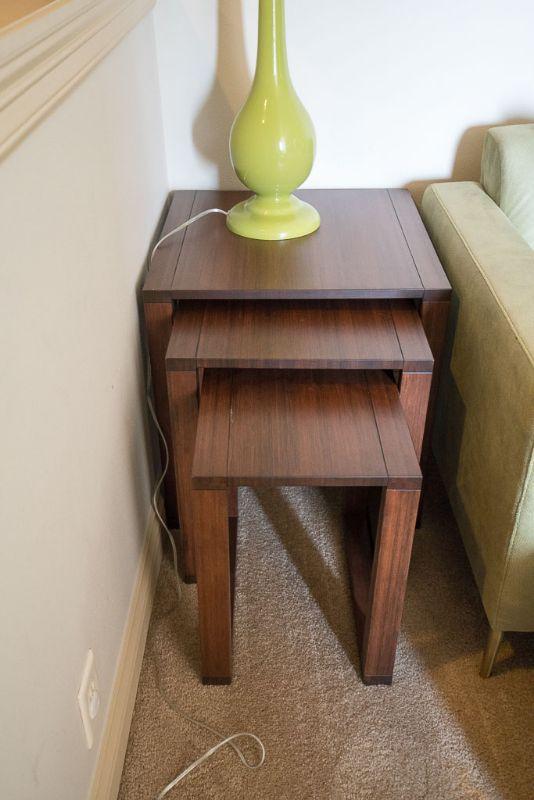 Lot 16 Stackable end tables/ nesting tables