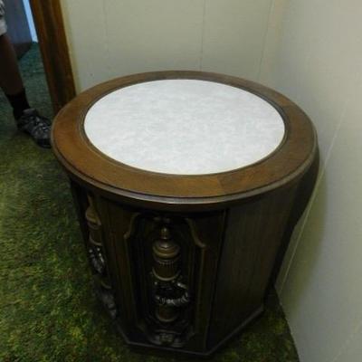 Round Side Table with Storage 18