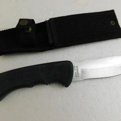 Schrade USA Hunting Knife with Cloth Sheath