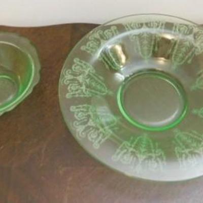 Set of Two Vaseline Serving Bowls
