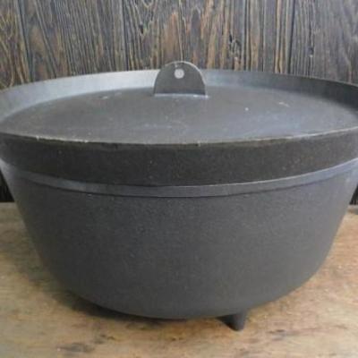 #1:  Cast Iron Footed Pot with Lid #14 USA 