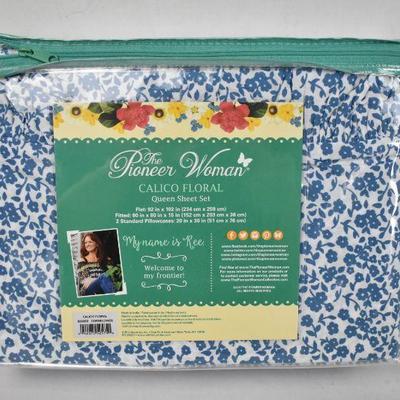 The Pioneer Woman Queen Size Sheet Set Cornflower Blue, Calico Floral - New