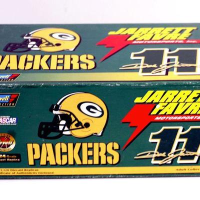Green Bay PACKERS NFL NASCAR 1999 Die-Cast 1/24 Car Model Dale Jarrett #11 Brett Farve
