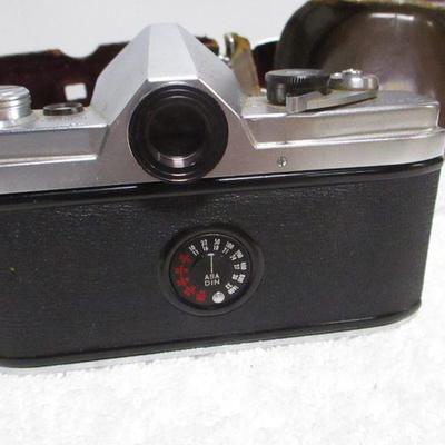 Lot 152 - Minolta SR-1 35mm Film  Camera 
