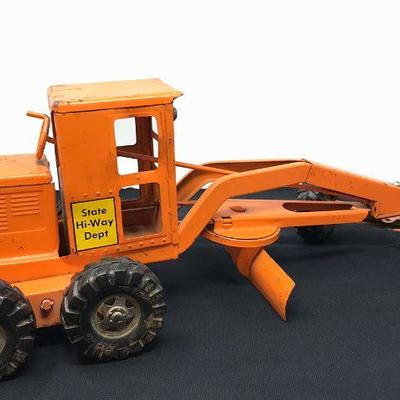 33-Orange Tonka Road Grader, State HWY Dept., Tonka Toy on wheels, 18” x 7”