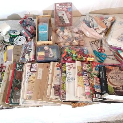 174-Sewing, knitting, crocheting lot see picture